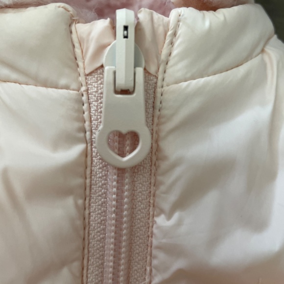 3/$20 Reversible Light winter jacket - Picture 4 of 8